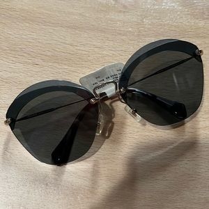Miu Miu 53SS Sunglasses